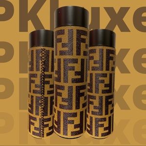 LED ALUMINUM WATER BOTTLE (Only Reads in Celsius!)